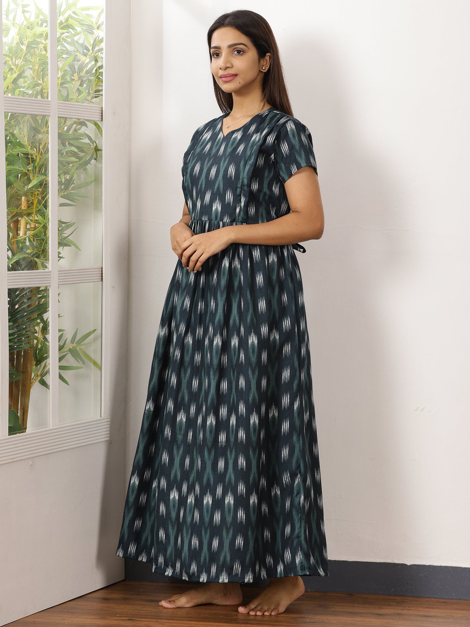 Ikkat_V3 Feeding Night Maxi