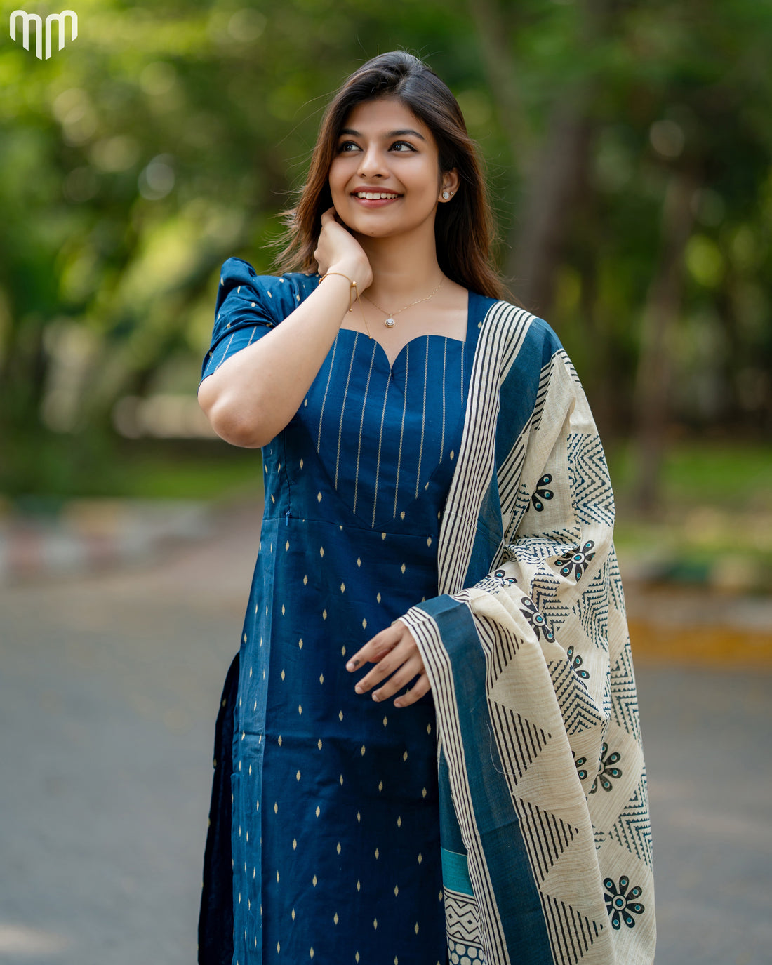 Vedhika_V1 Maternity Kurti Set
