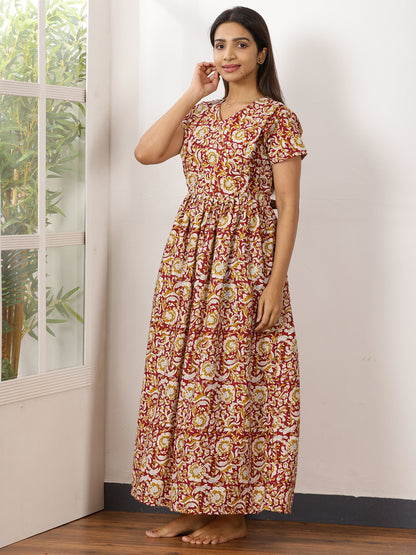 Urvi_V4 Feeding Night Maxi