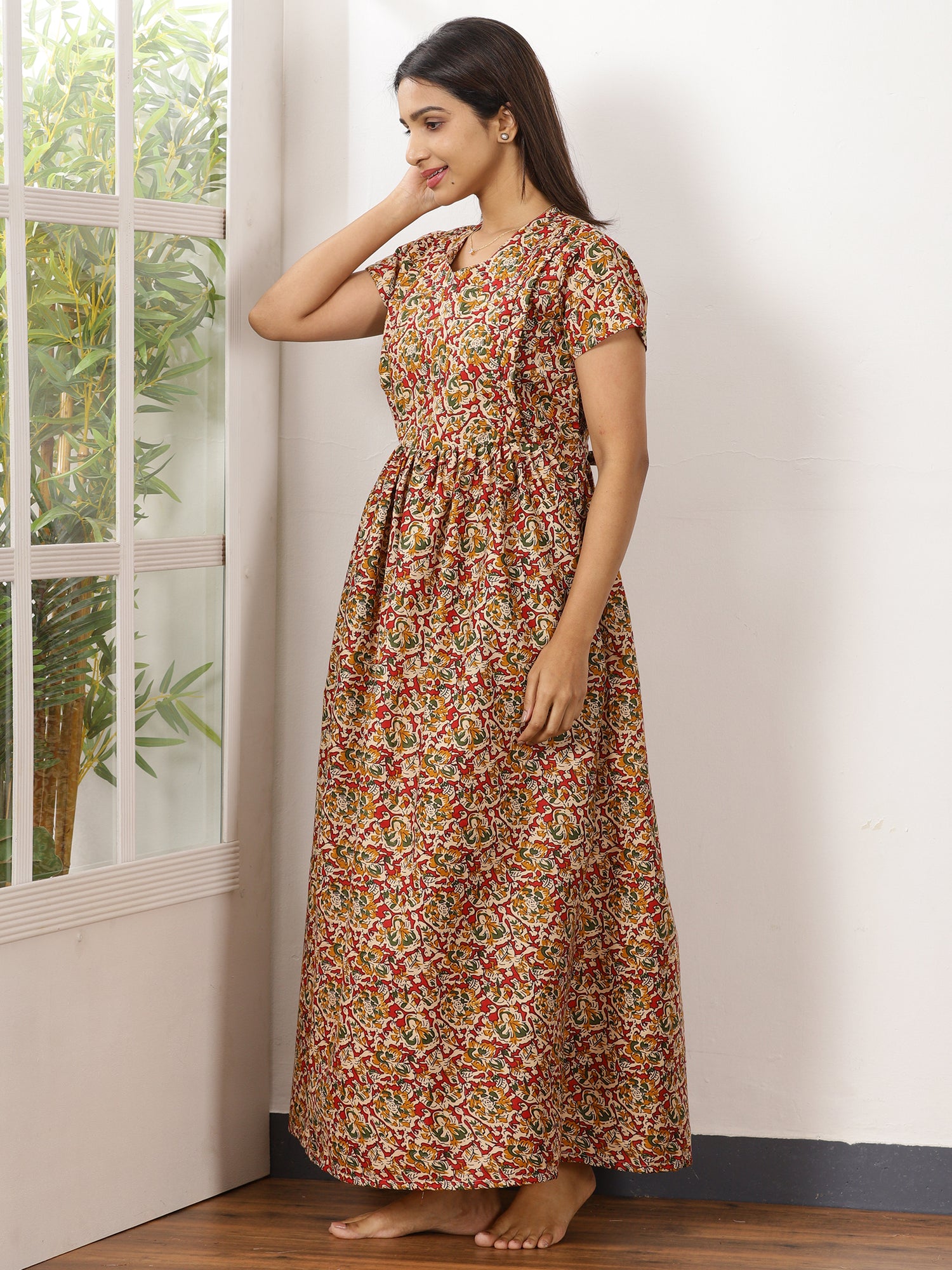 Nidhi_V4 Feeding Night Maxi