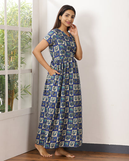 Mayil_V2 Feeding Night Maxi