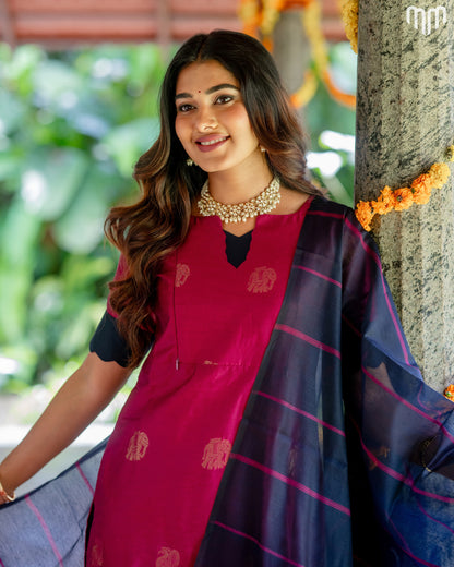 Vaaranam_Rose Gajam Butta Silk Maternity Kurti Set with top cotton lining
