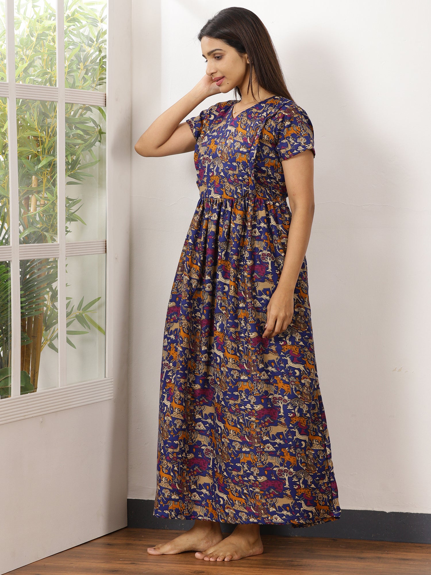 Pichwai_V2 Feeding Night Maxi