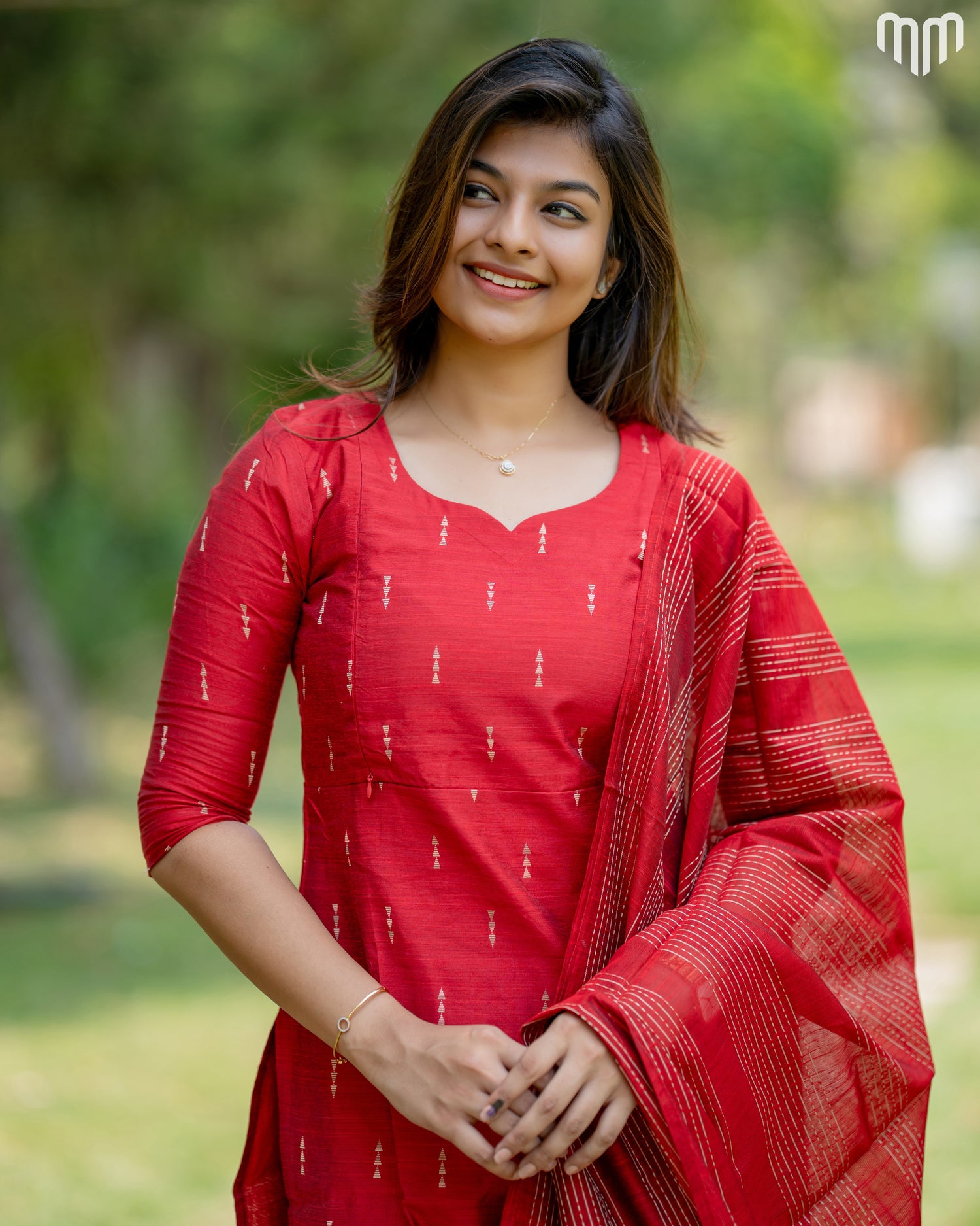 Tharagai_V2 Maternity Kurti Set