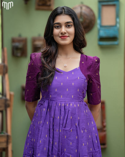 Kundhavai Maternity Maxi