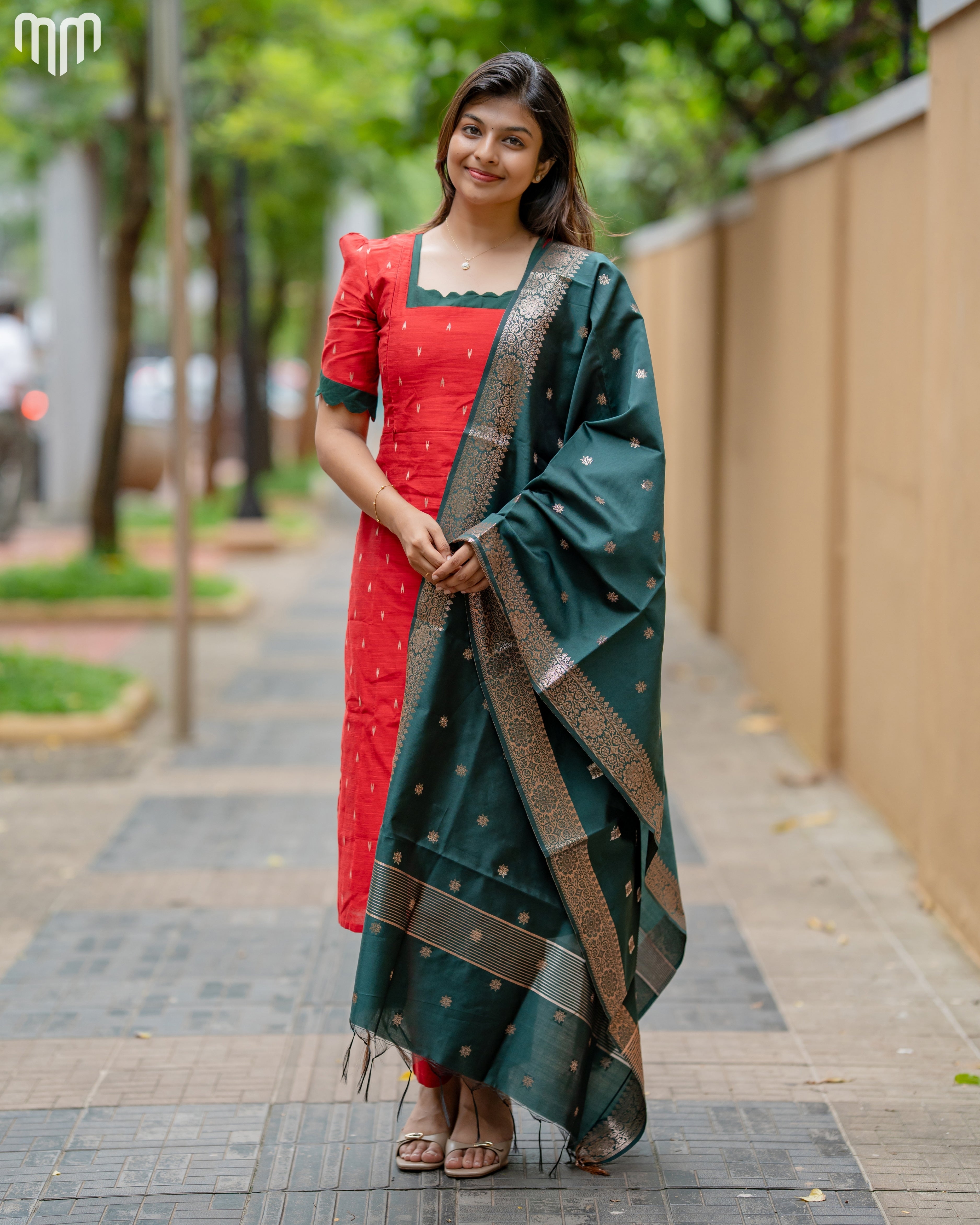 Aavirai_V2 Maternity Kurti Set