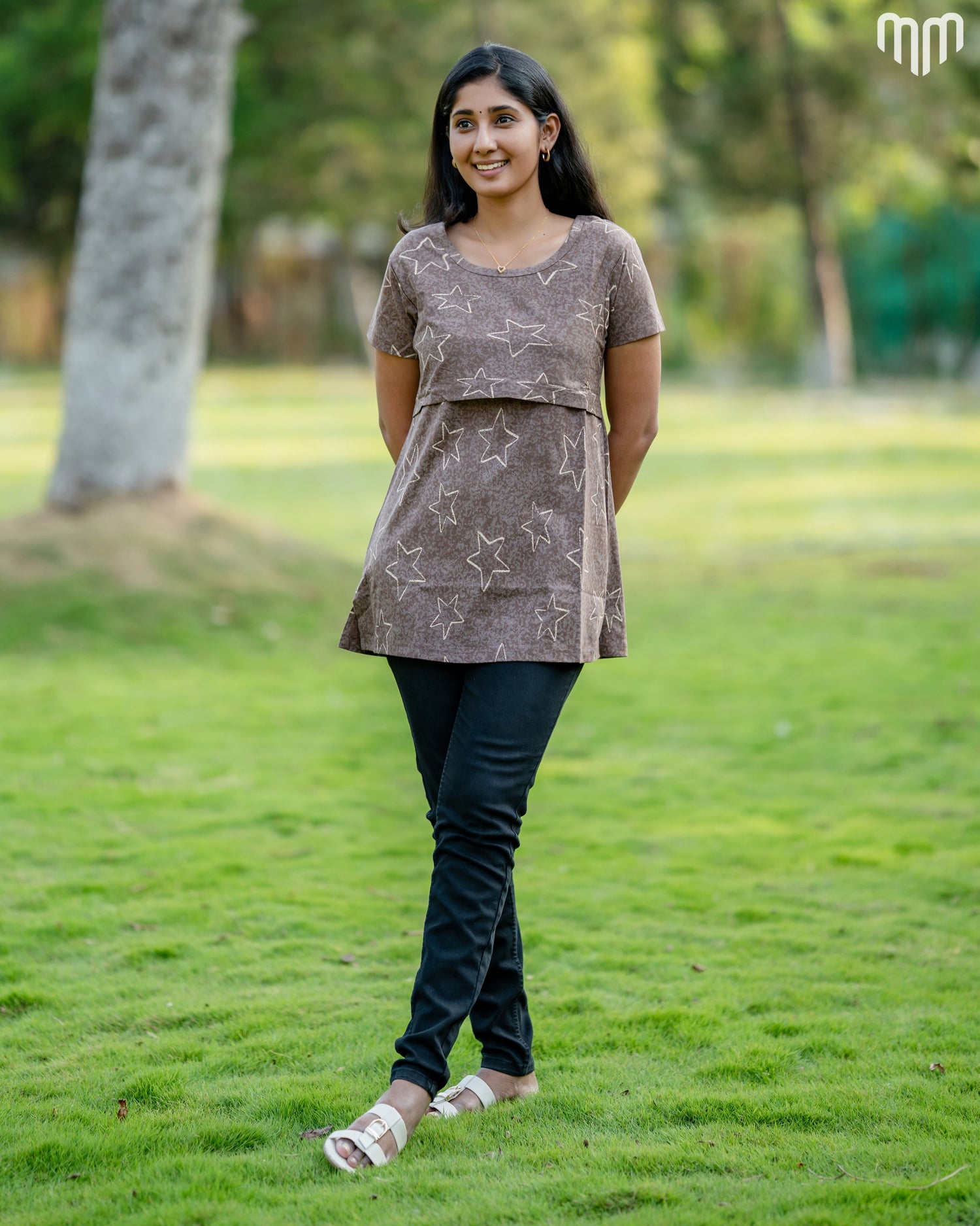Dora Zipless Feeding T-shirt