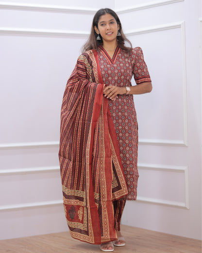 Niva Maternity Kurti Set