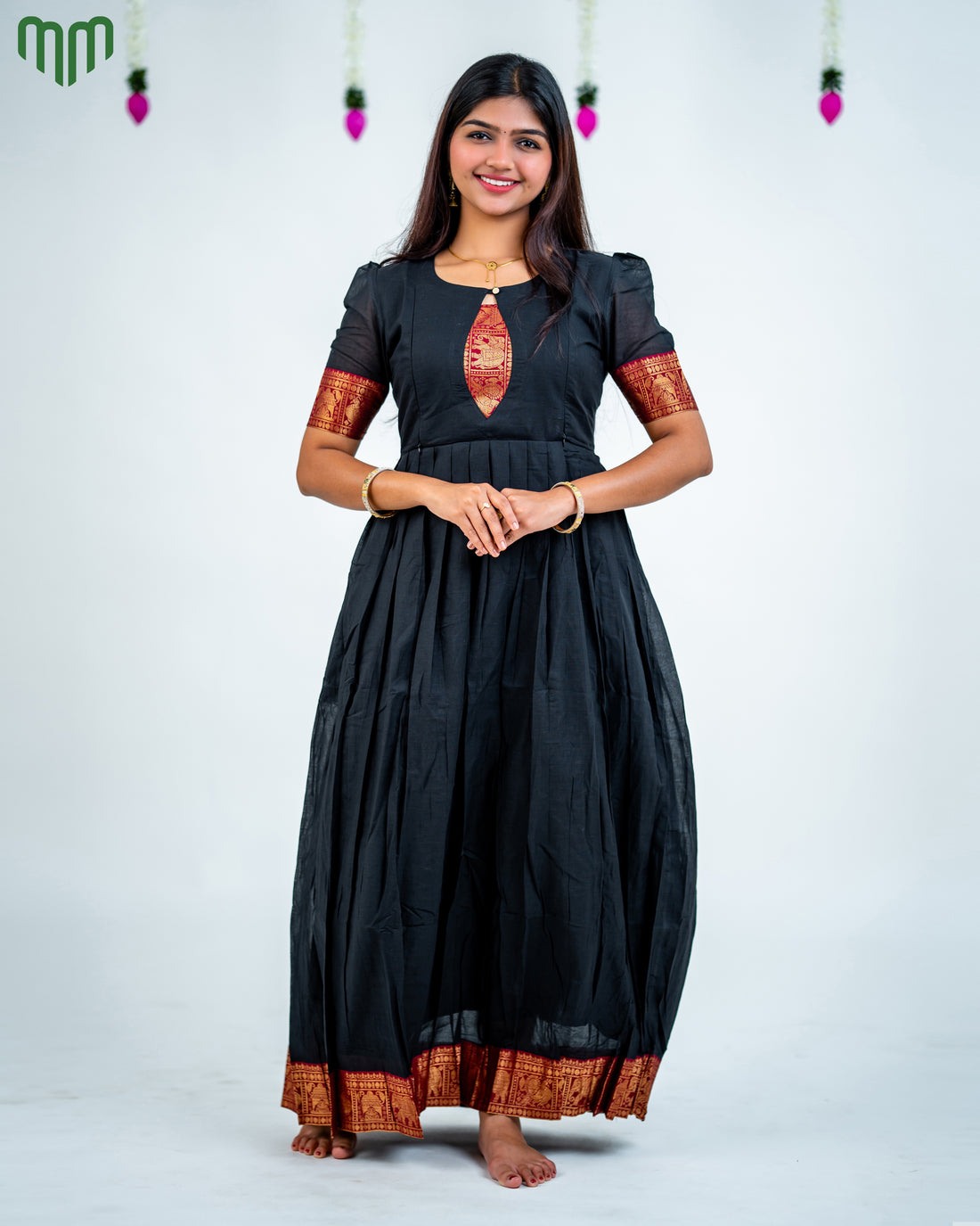 Poonguzhali_V2 Maternity Maxi
