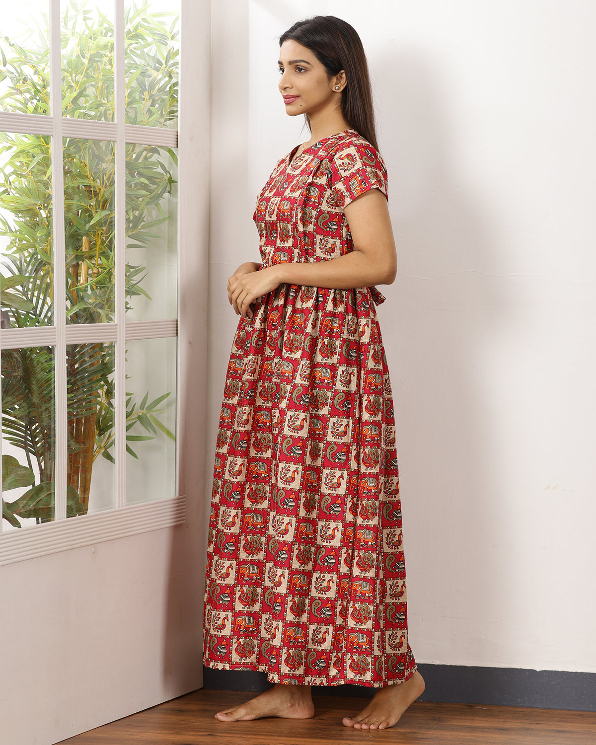 Mayil_V1 Feeding Night Maxi