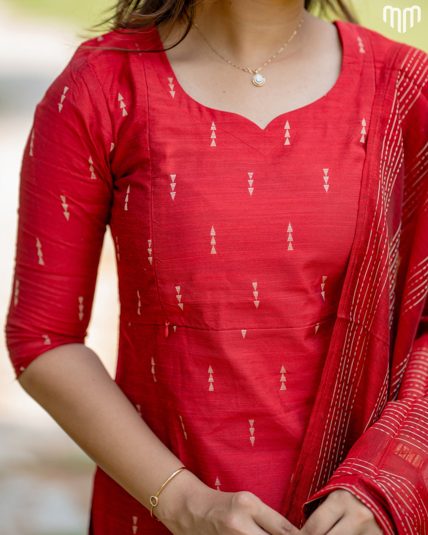 Tharagai_V2 Maternity Kurti Set