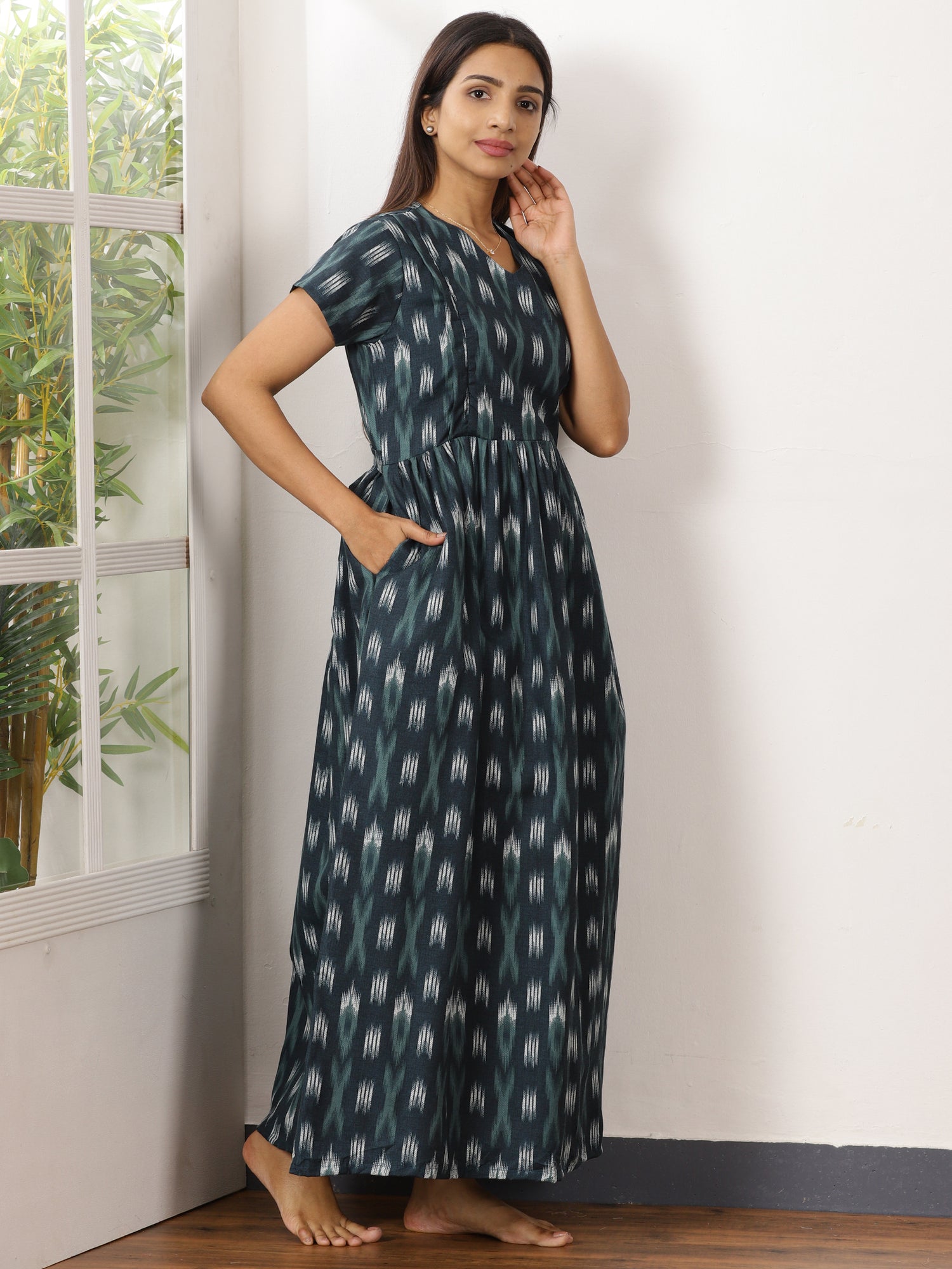 Ikkat_V3 Feeding Night Maxi