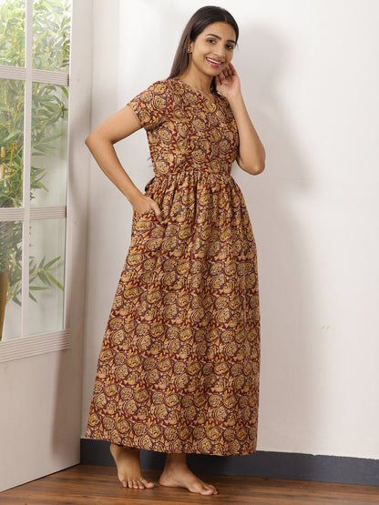 Mytra_V1 Feeding Night Maxi