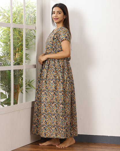 Nidhi_V3 Feeding Night Maxi