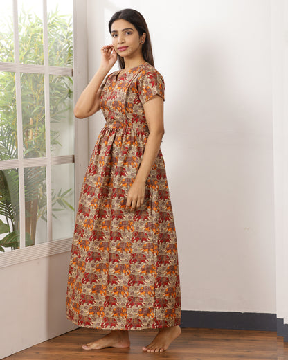 Gaja_V4 Feeding Night Maxi