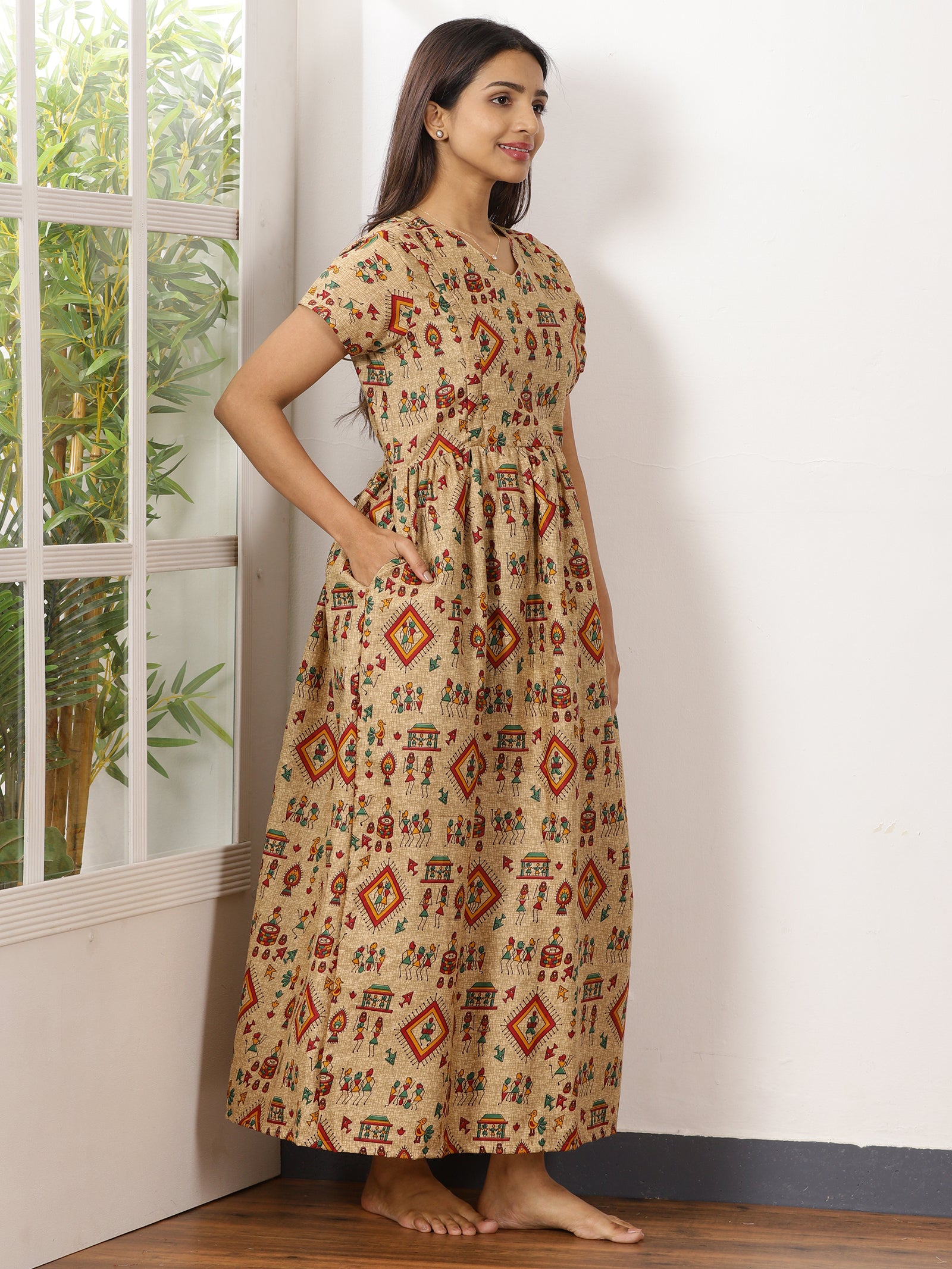 Dola_V4 Feeding Night Maxi