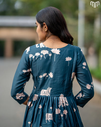 Amirtha_V1 Maternity Maxi