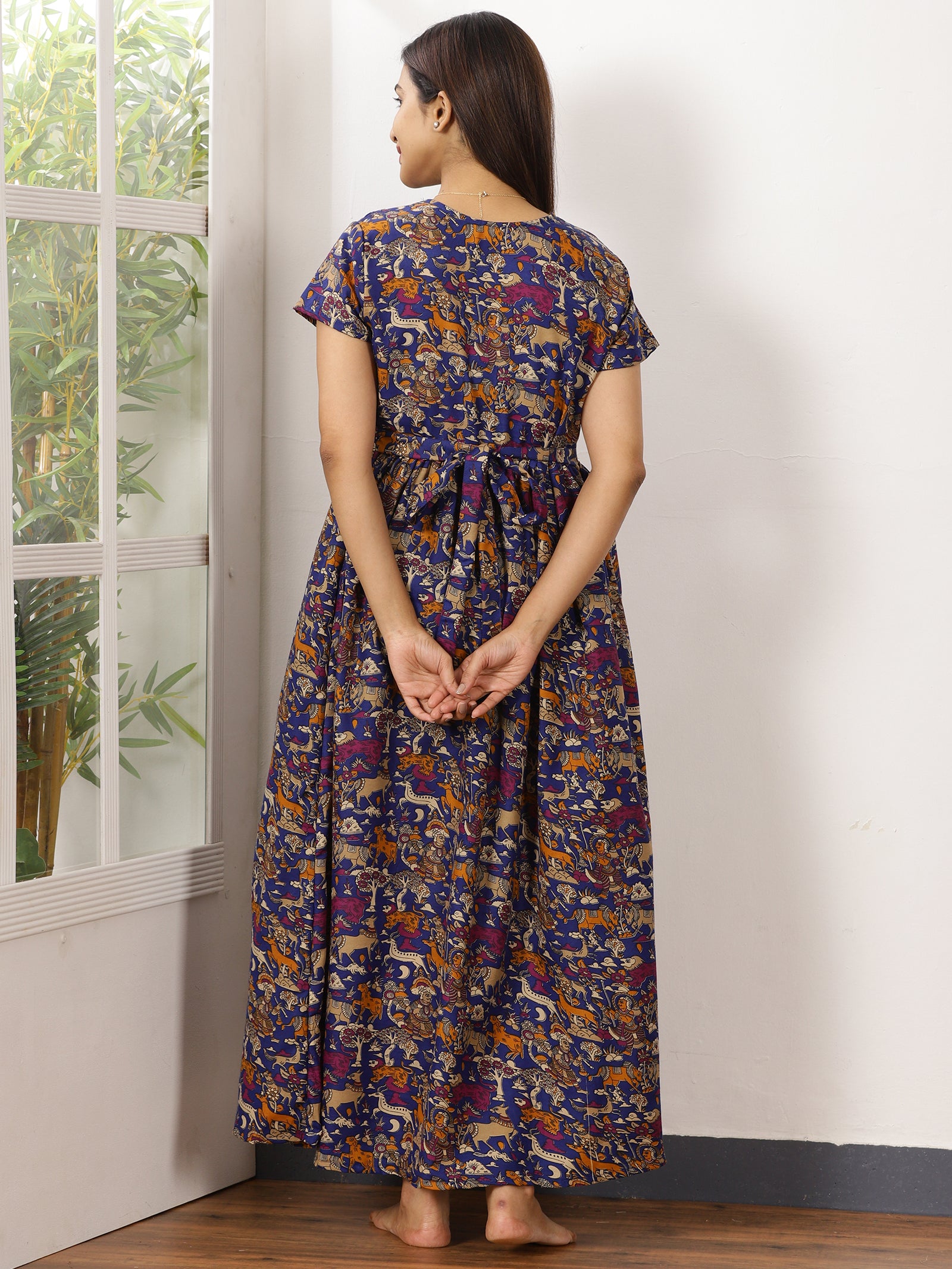 Pichwai_V2 Feeding Night Maxi