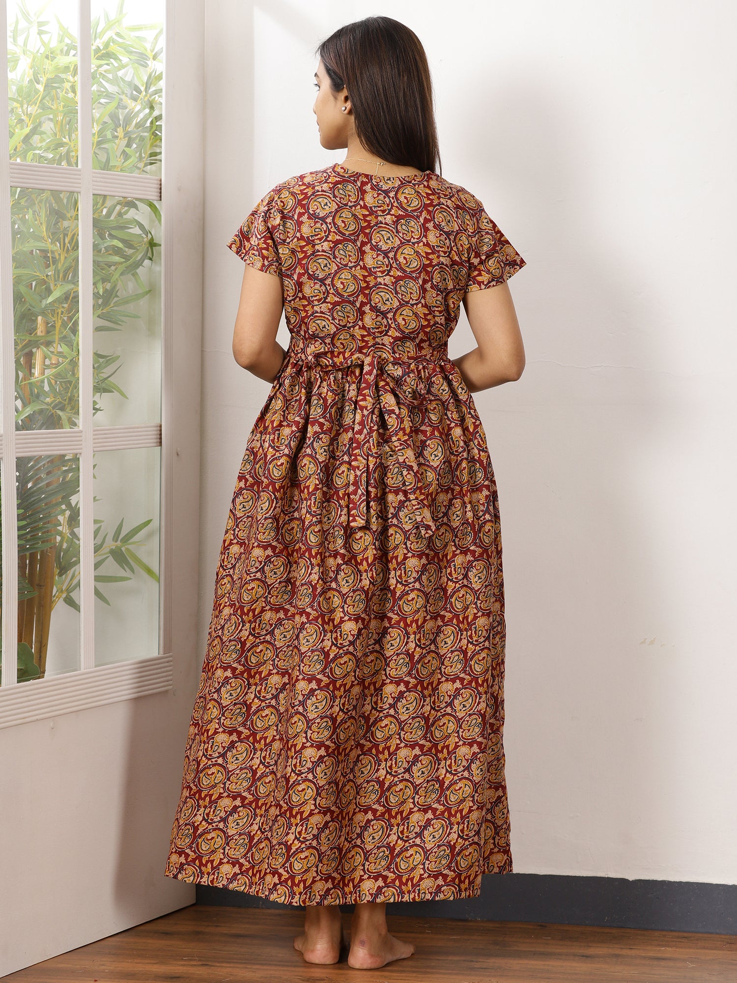 Mytra_V4 Feeding Night Maxi