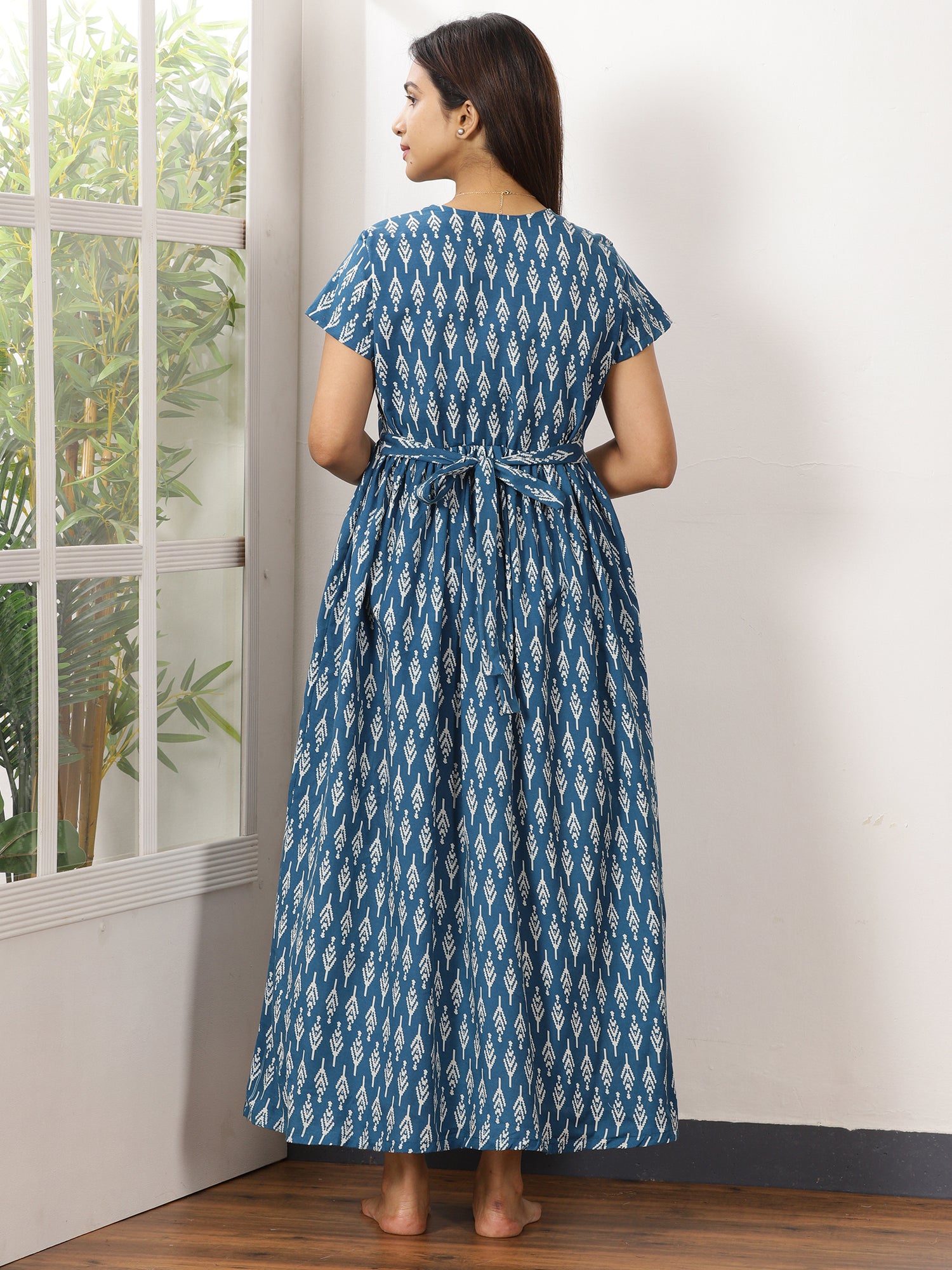 Narvi_V3 Feeding Night Maxi