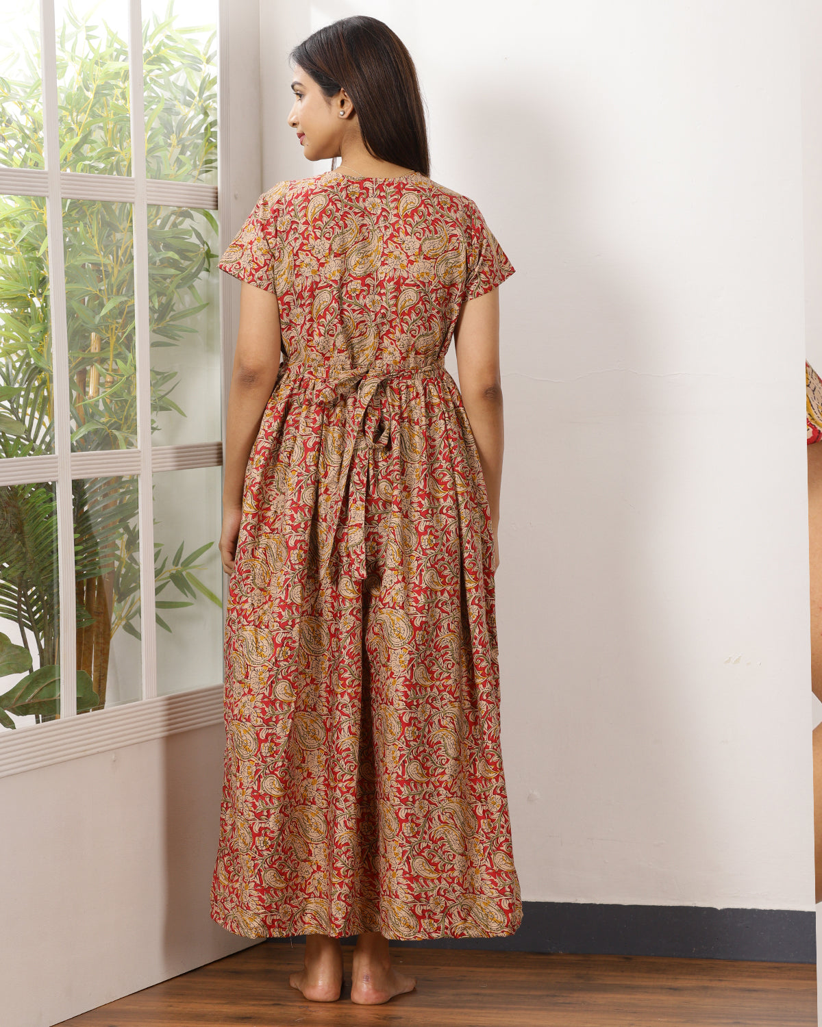 Rangoli_V4 Feeding Night Maxi