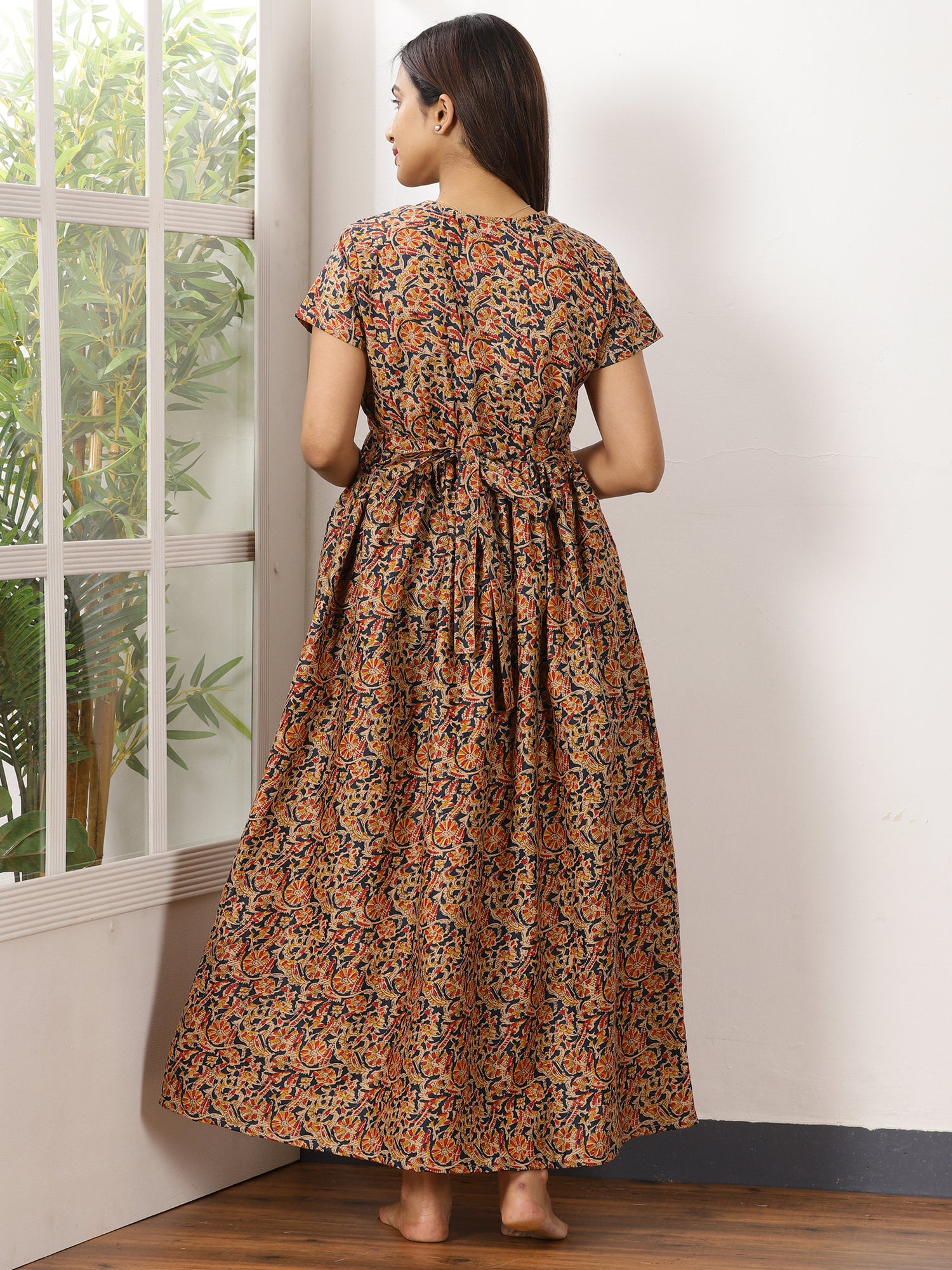 Anvi_V2 Feeding Night Maxi