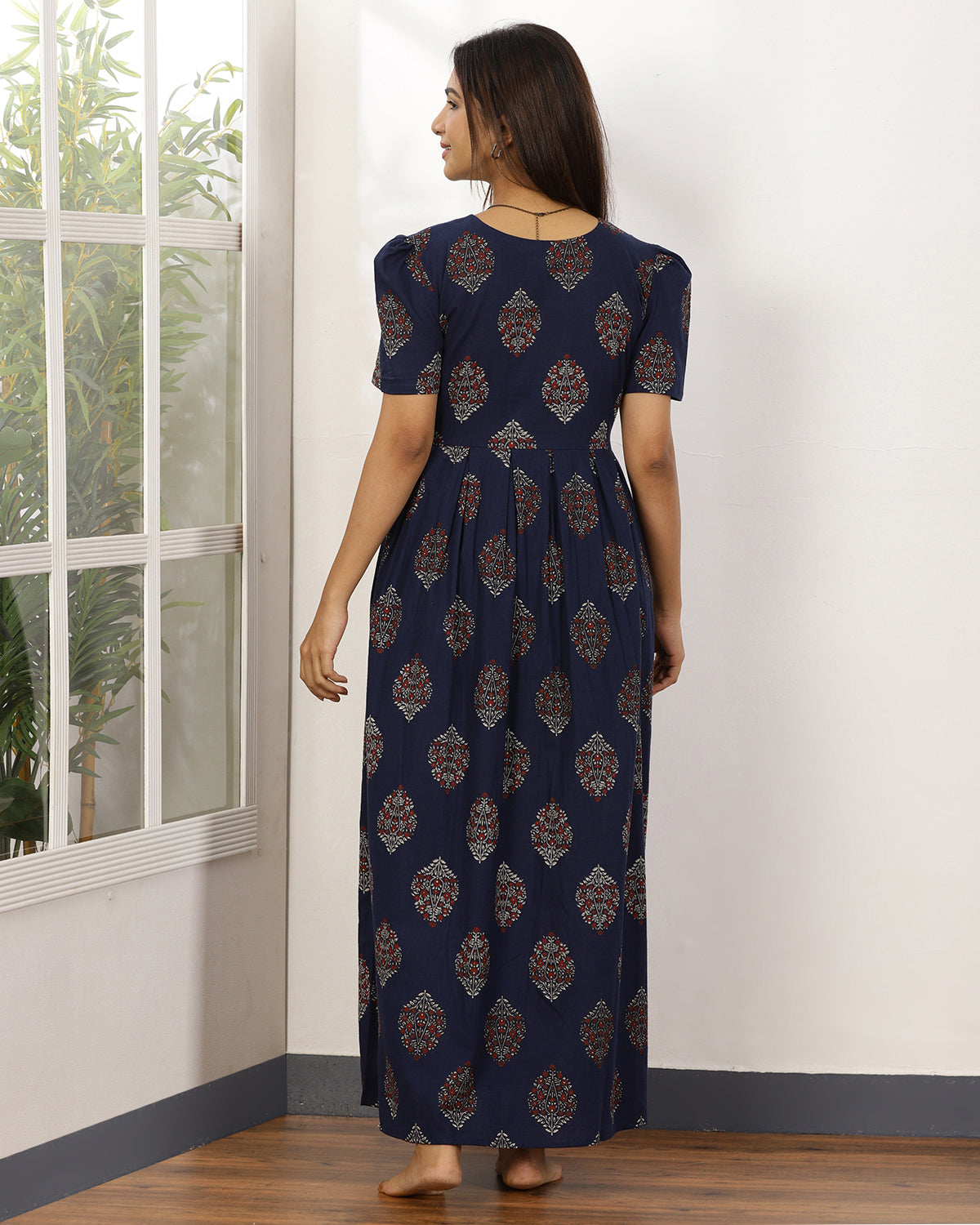 Flush_V1 Feeding Night Maxi