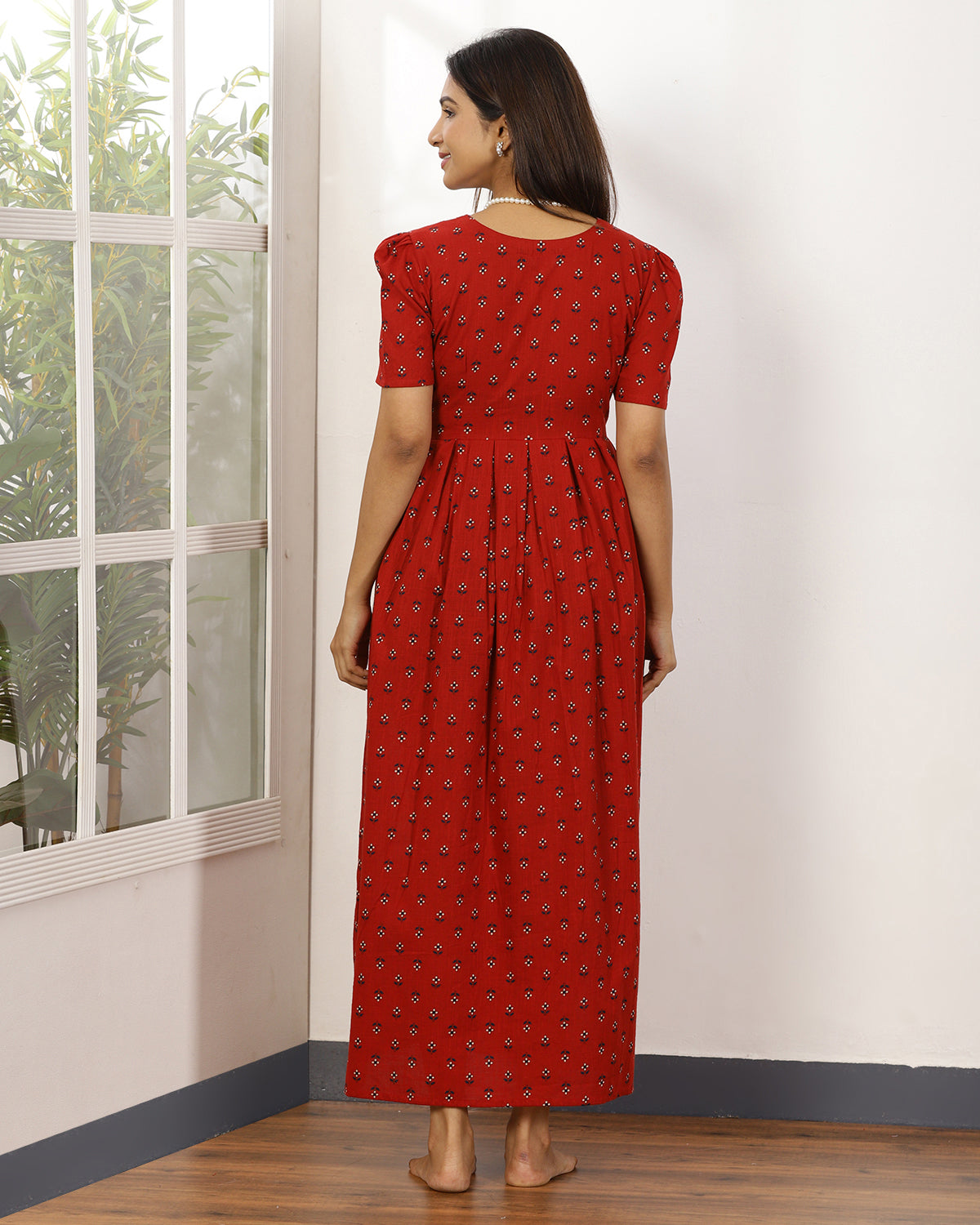 Thara_V2 Feeding Night Maxi