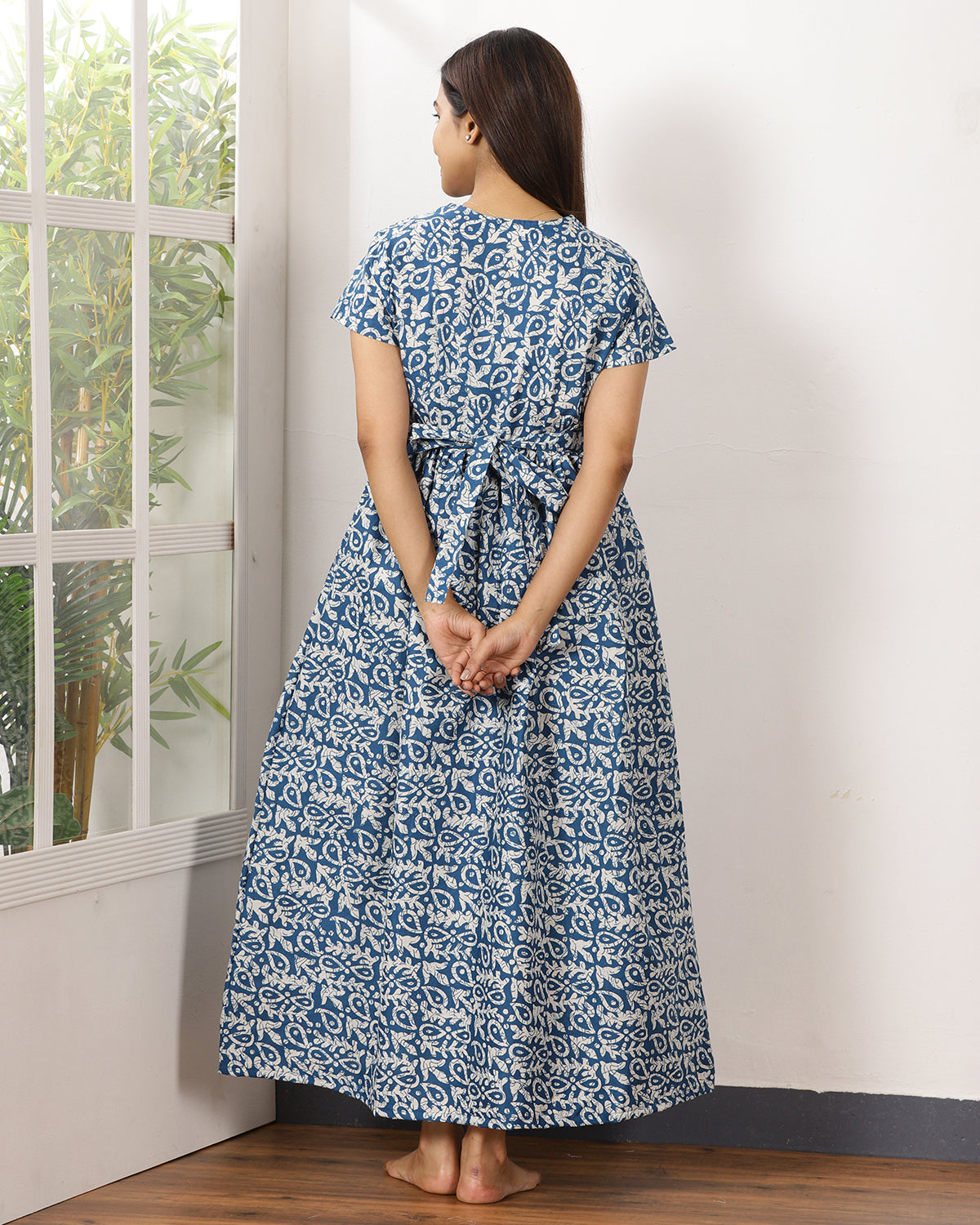 Janya_V2 Feeding Night Maxi