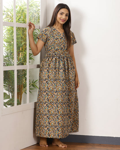 Nidhi_V3 Feeding Night Maxi