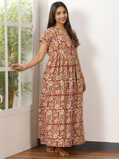 Urvi_V4 Feeding Night Maxi