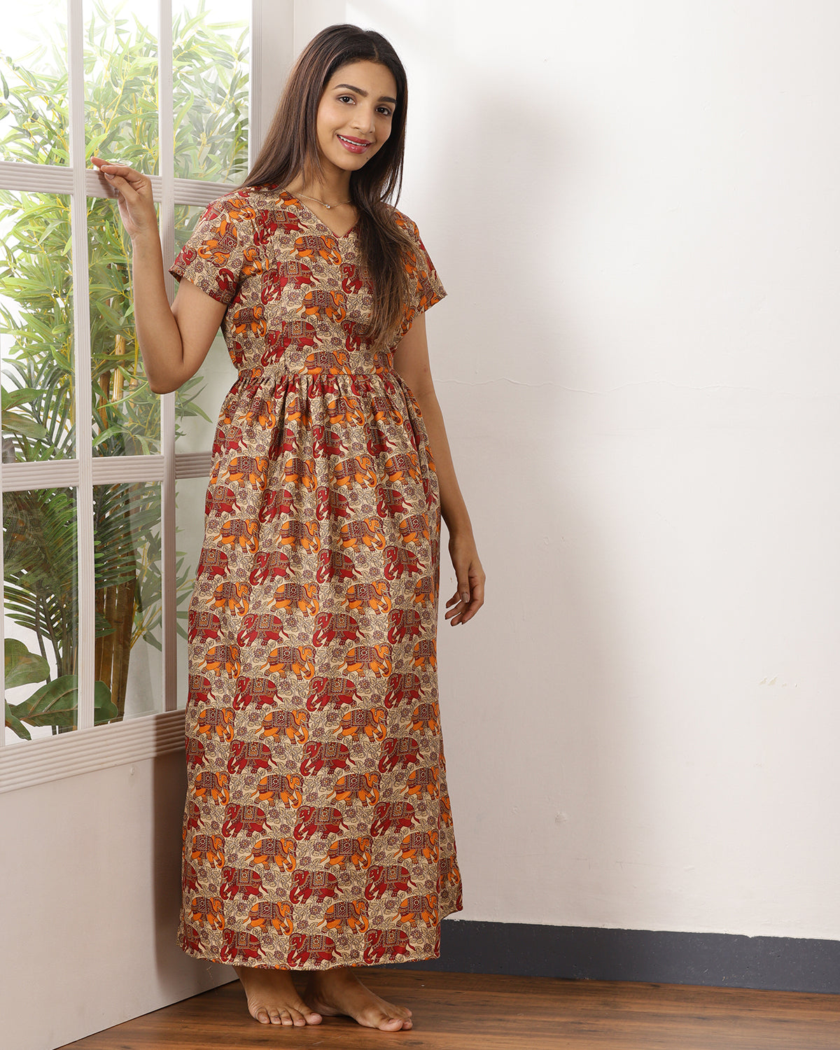 Gaja_V4 Feeding Night Maxi