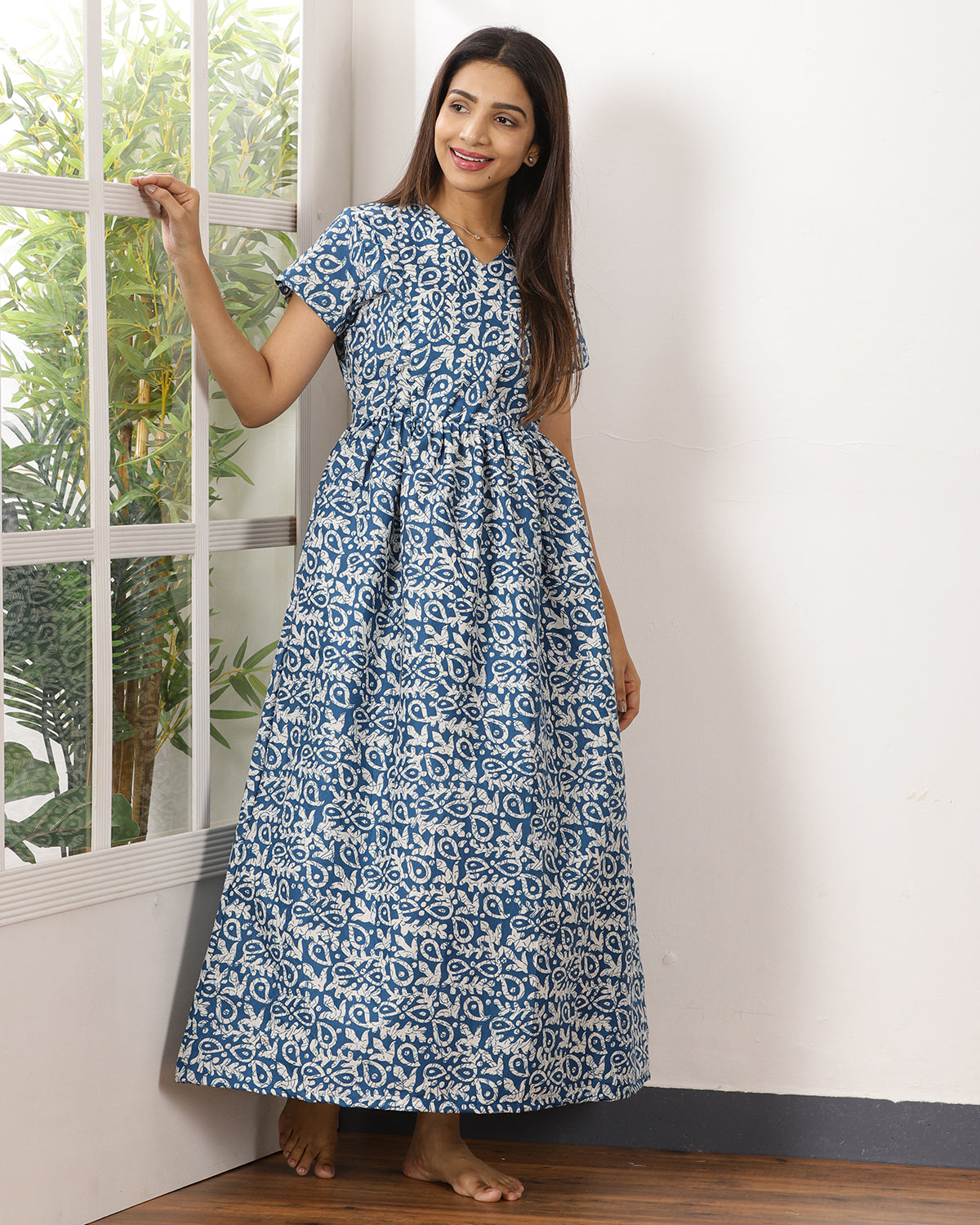 Janya_V2 Feeding Night Maxi