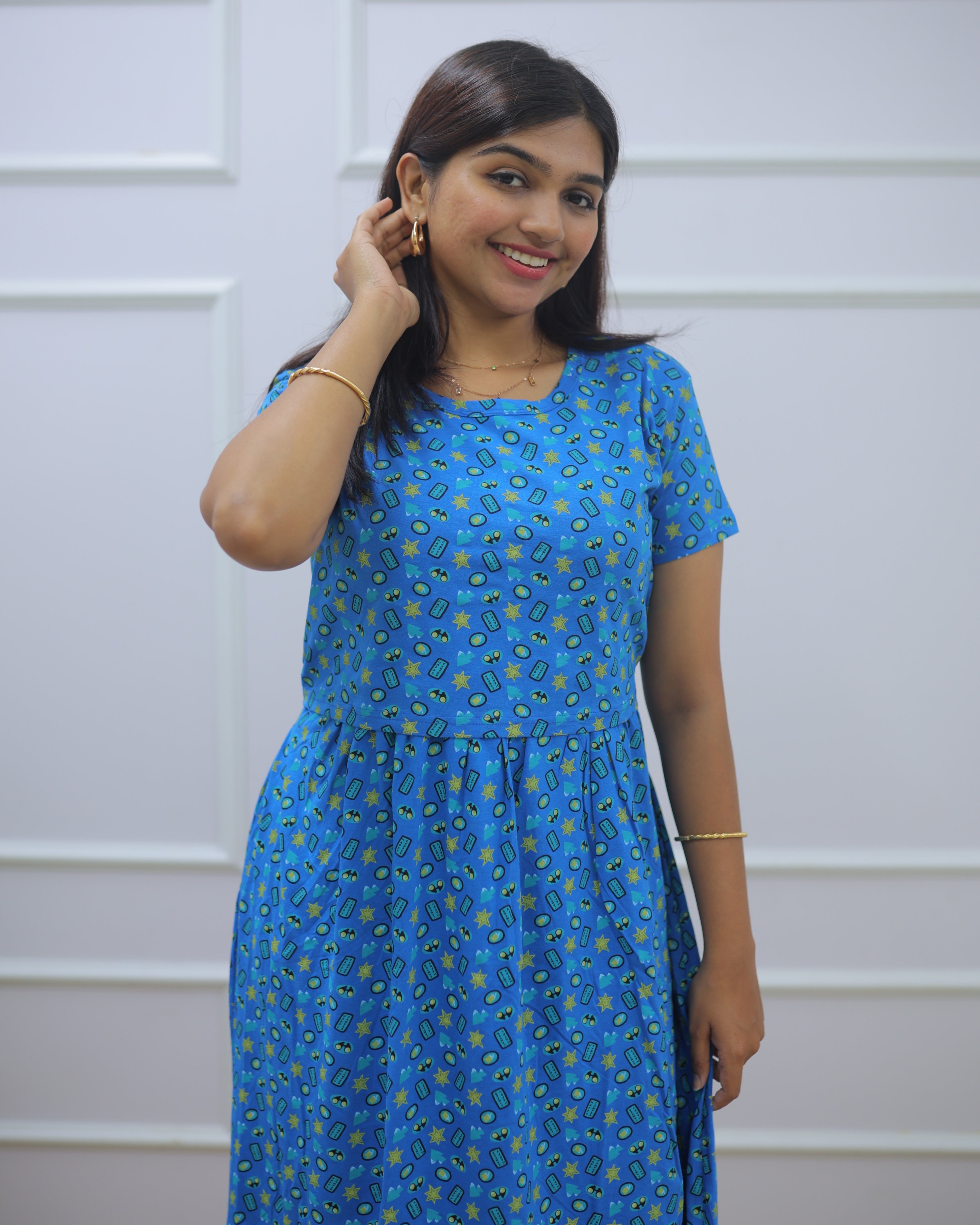 Happy Camper | Zipless Maternity Dress - Normal Sleeves | Calf Length