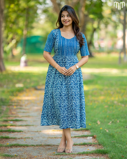 Ragavi_V2 Maternity Maxi