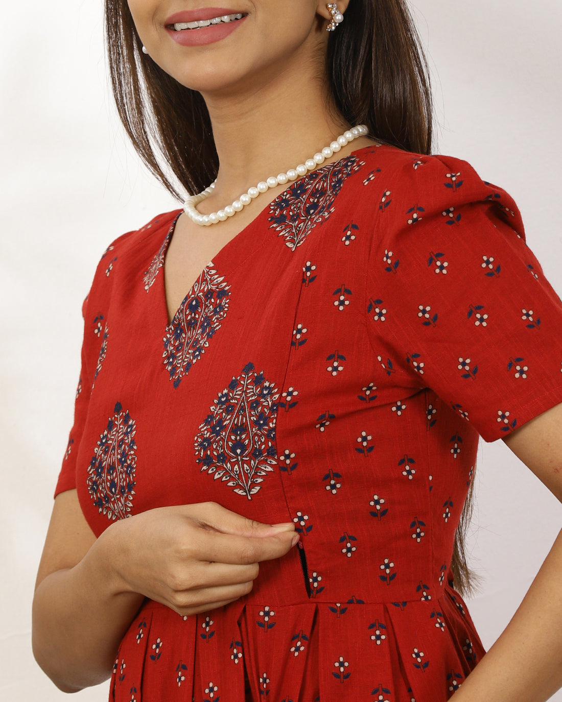 Thara_V2 Feeding Night Maxi