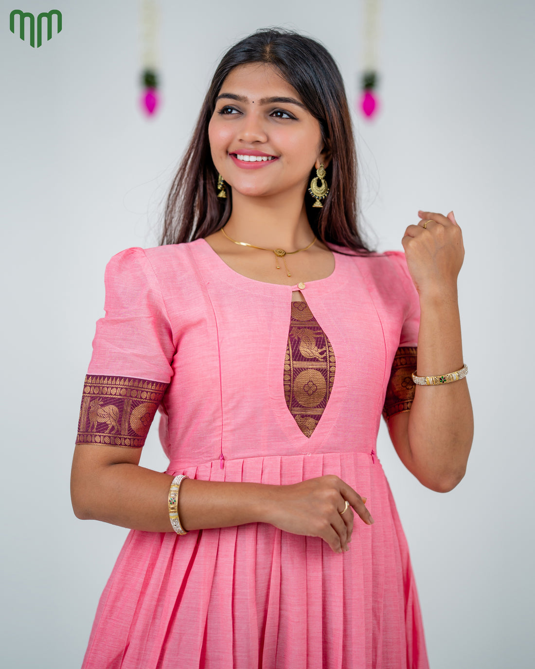 Poonguzhali_V5 Maternity Maxi