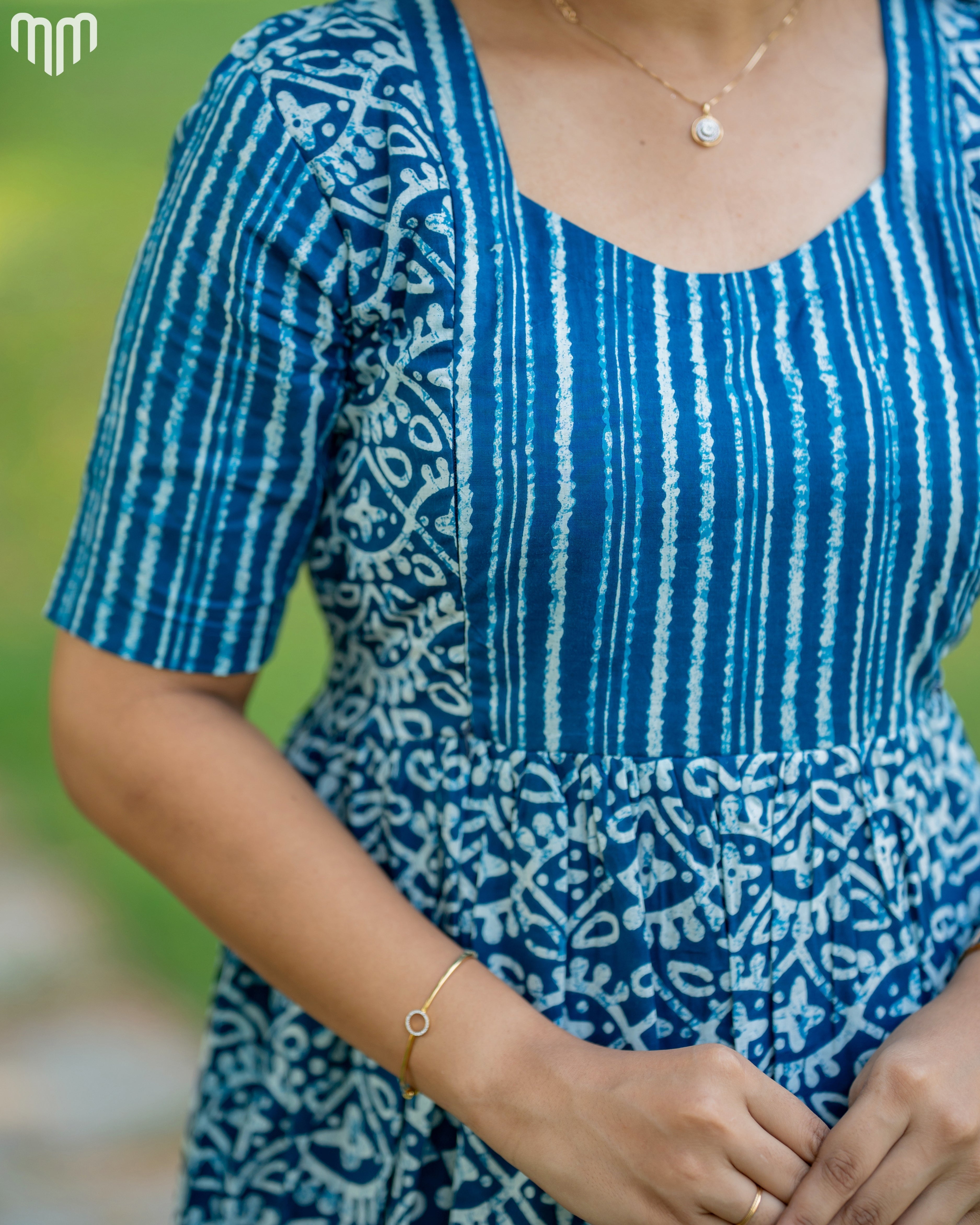 Ragavi_V2 Maternity Maxi