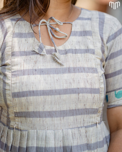 Nancy_Grey Lines Maternity Maxi