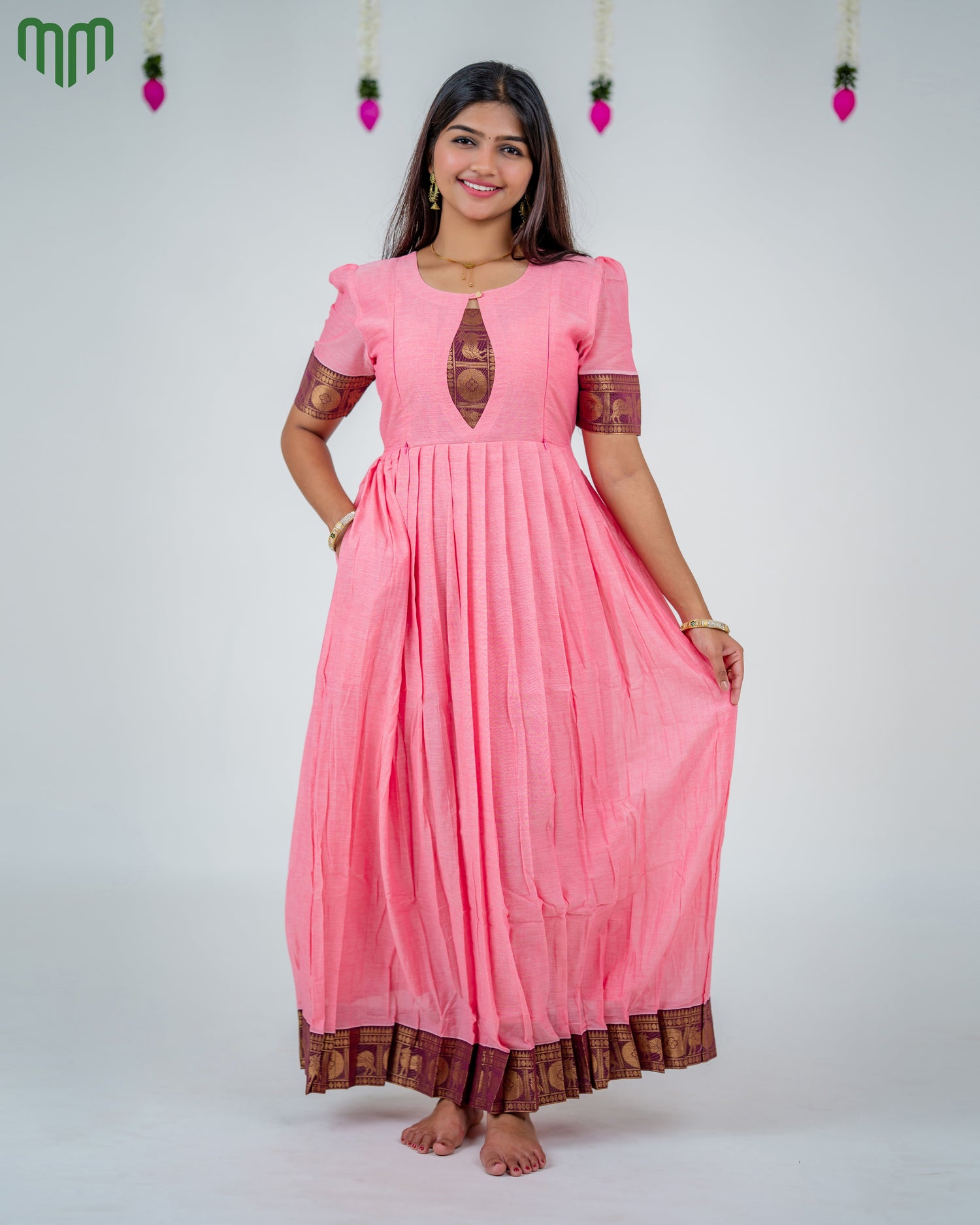Poonguzhali_V5 Maternity Maxi