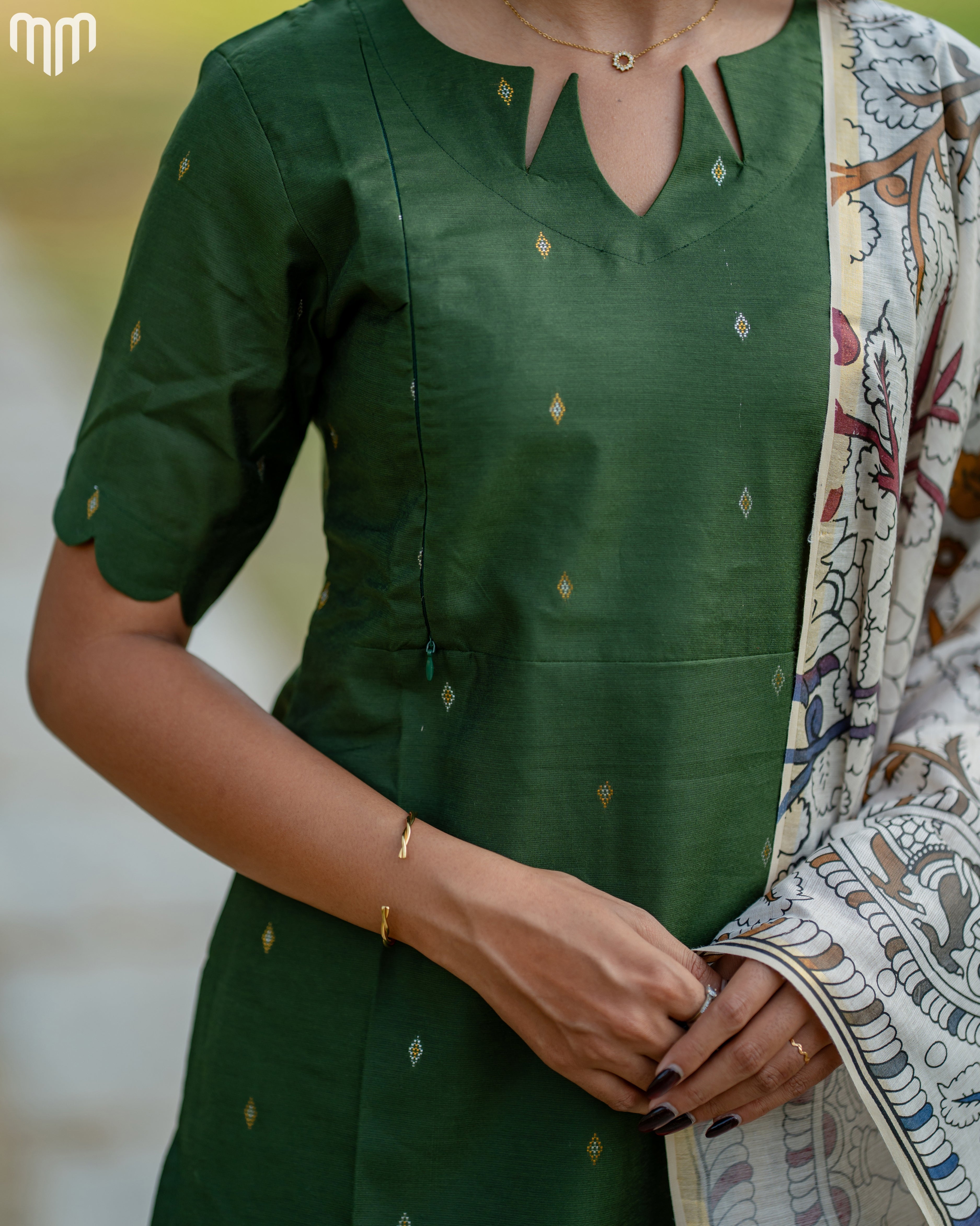 Sundari_V4 Maternity Kurti Set