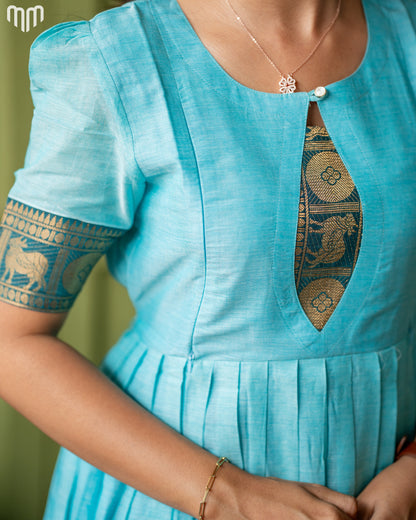 Poonguzhali_V4 Maternity Maxi