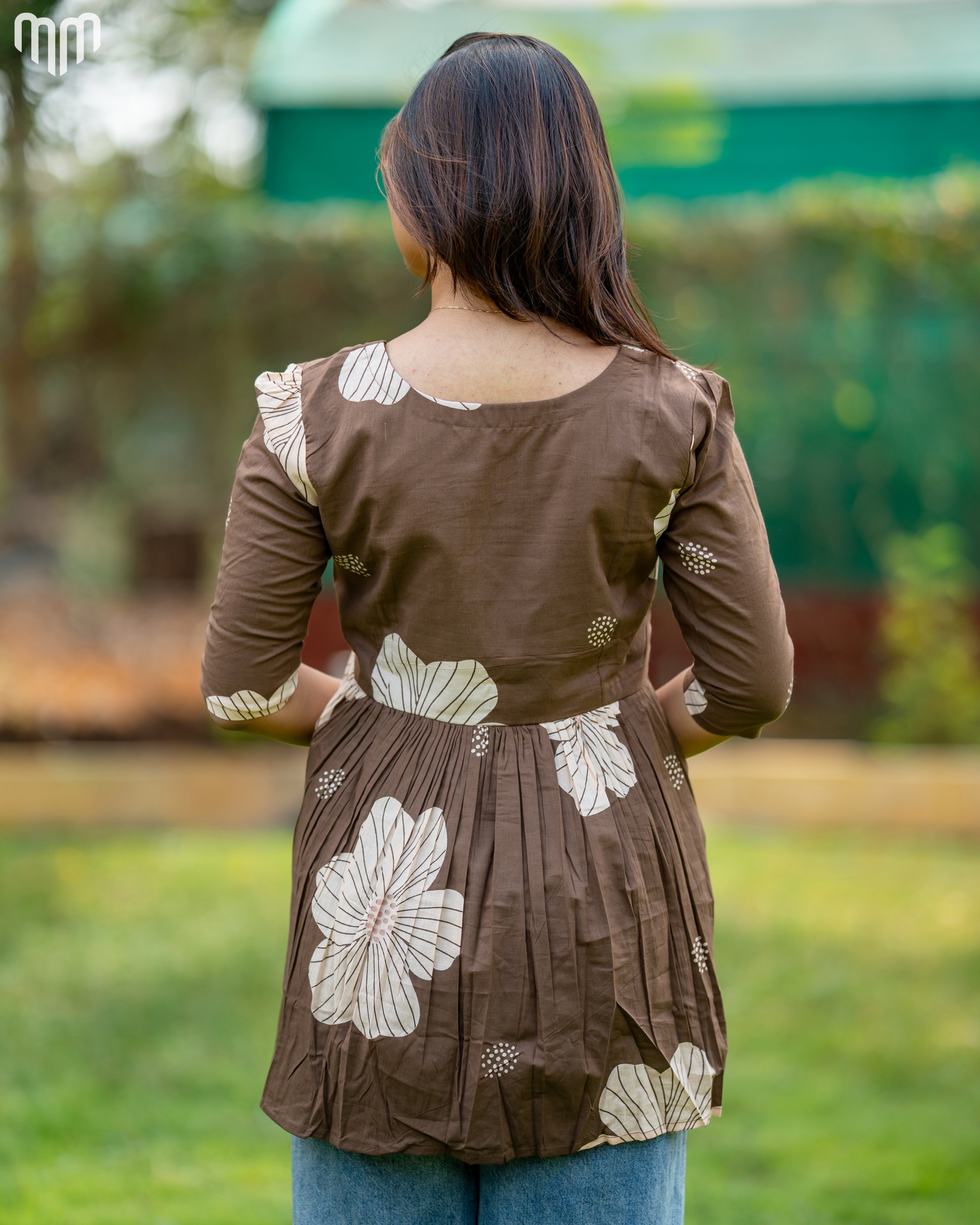 Coffee_ Juhi Feeding Crop Top