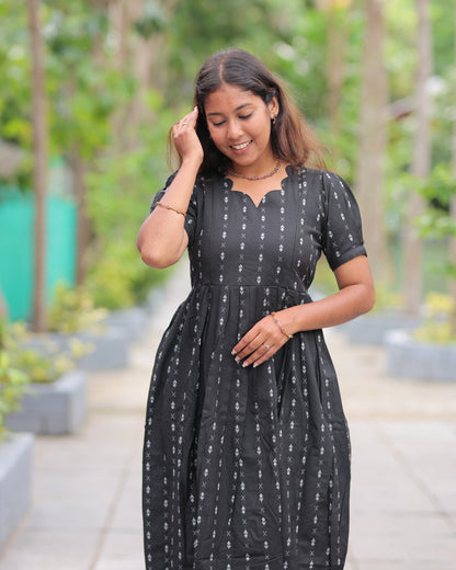 Kaviya Maternity Maxi
