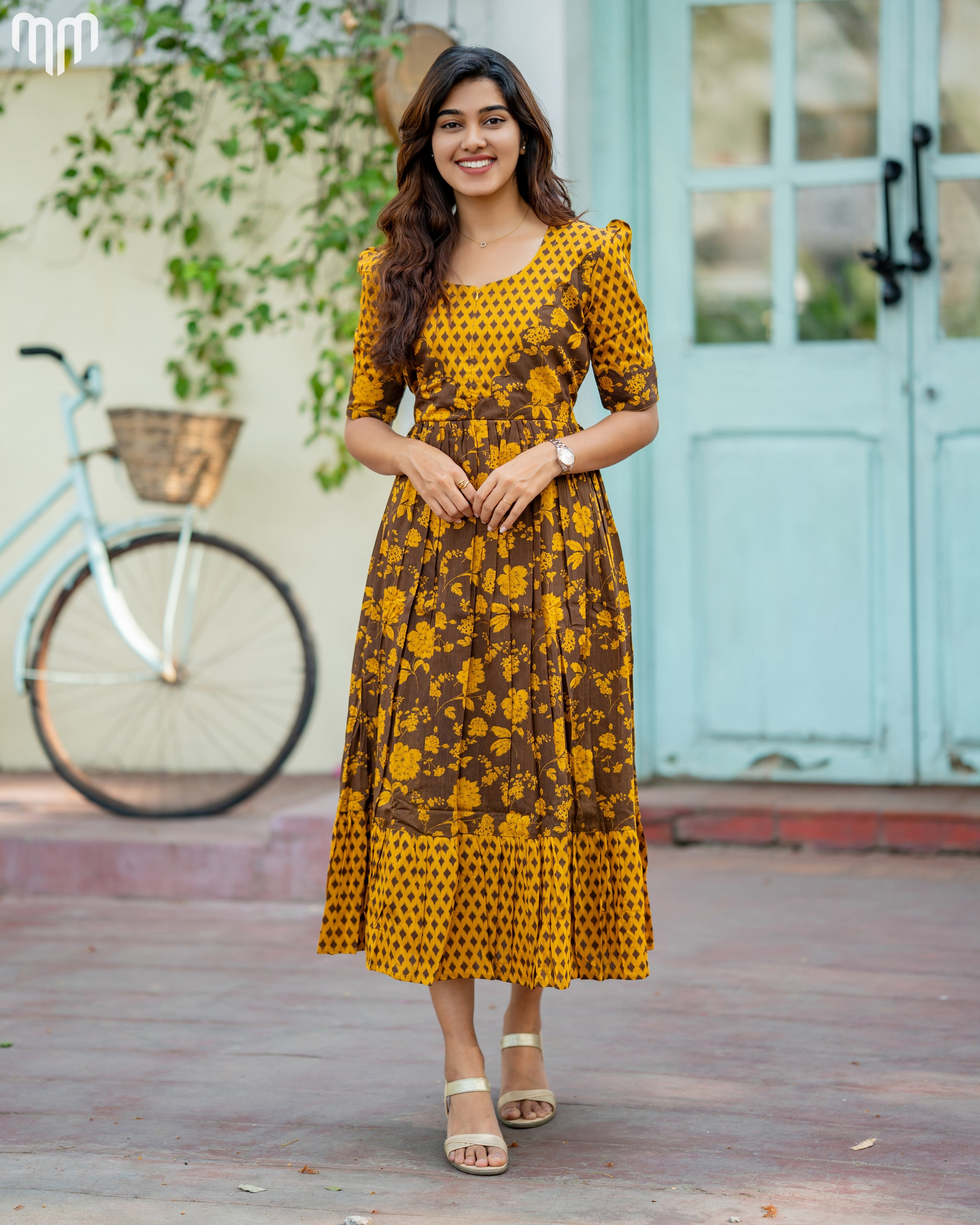 Iniya_Brown Maternity Maxi