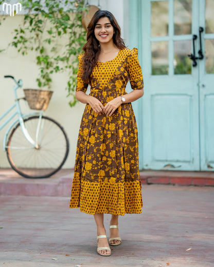 Iniya_Brown Maternity Maxi