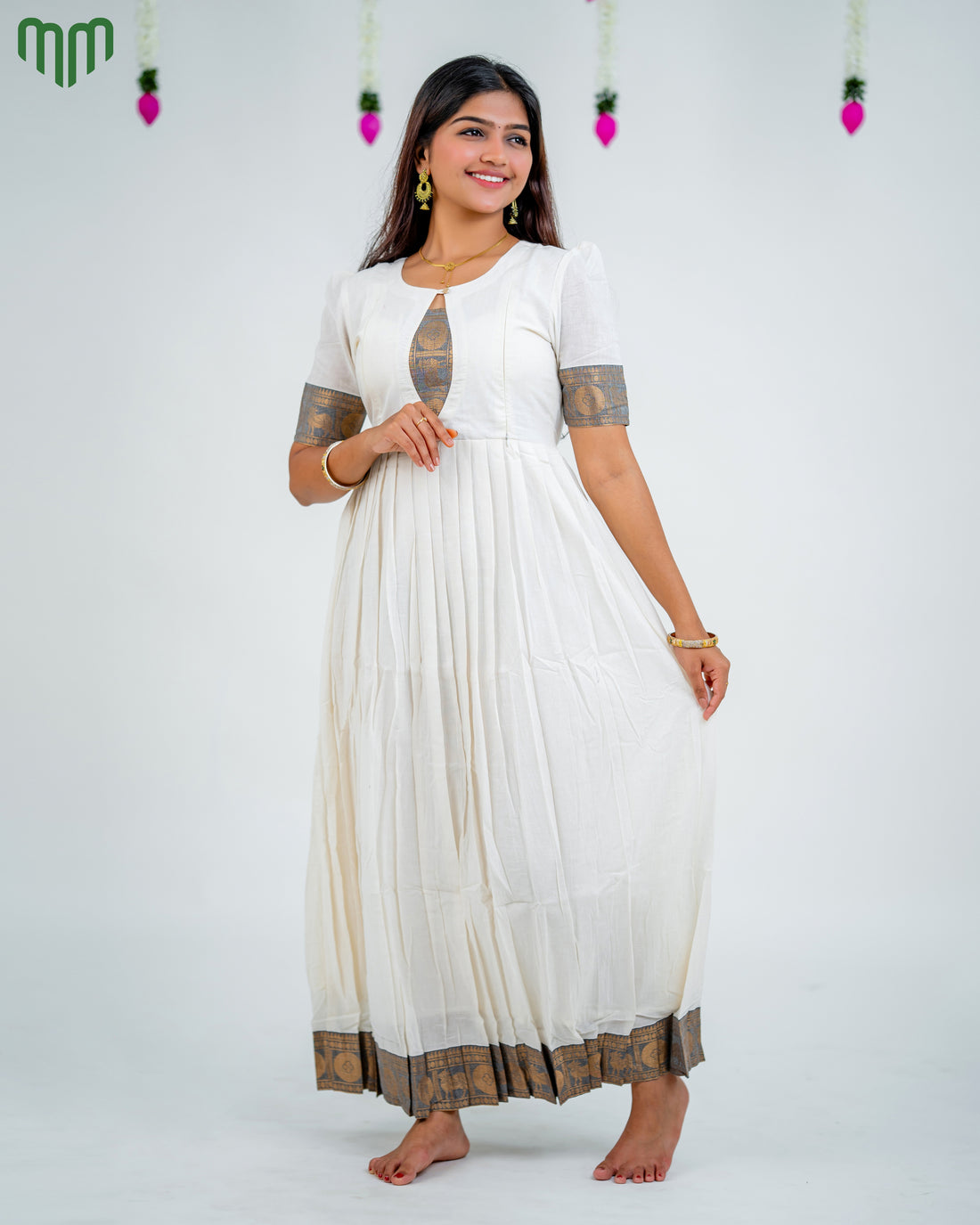 Poonguzhali_V3 Maternity Maxi