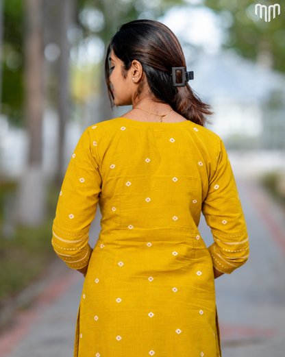 Mustard Pretty Maternity co-ord set