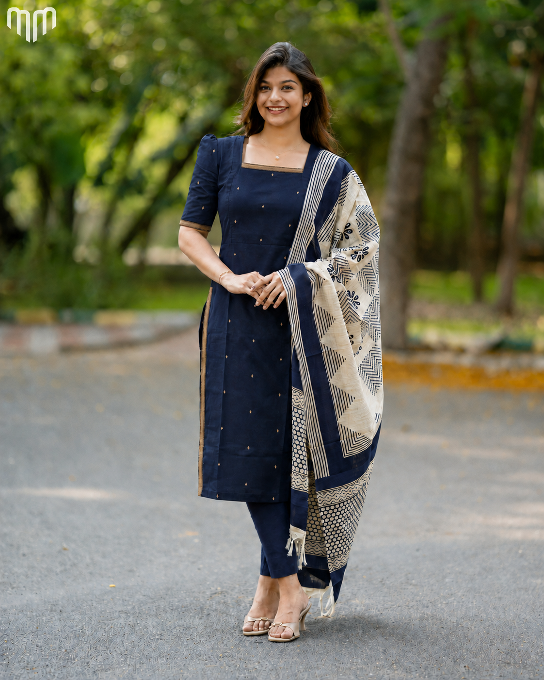 Vedhika_V1 Maternity Kurti Set