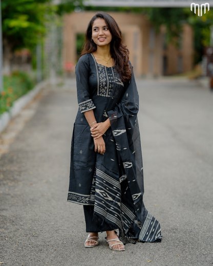 Nakshatra_Black Maternity Kurti Set